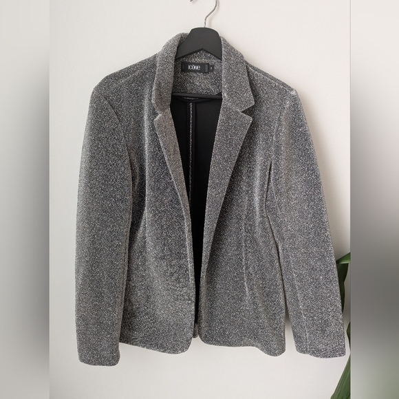 Simons Jackets & Blazers - Icone by Simons Silver/Black metallic blazer - size 10
